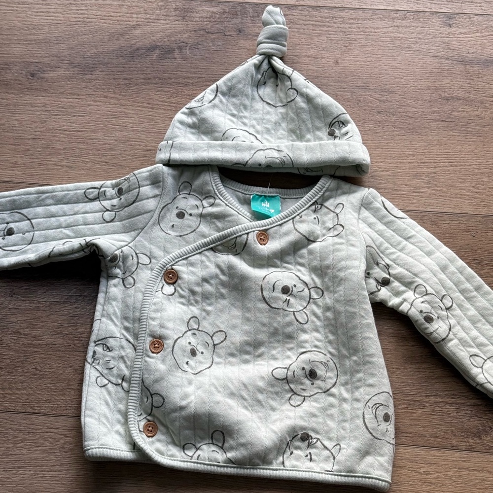Adorable Pooh Bear Baby Jacket with beanie